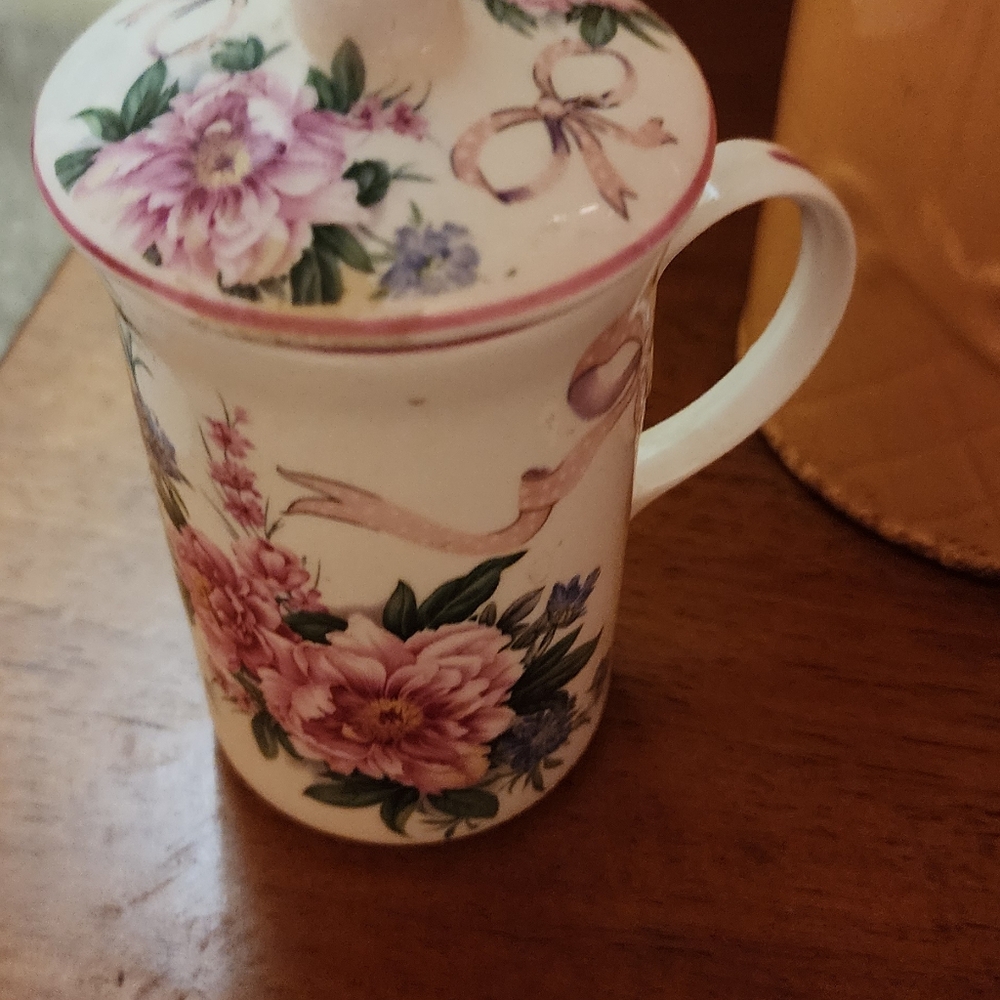Antique rose tea cup